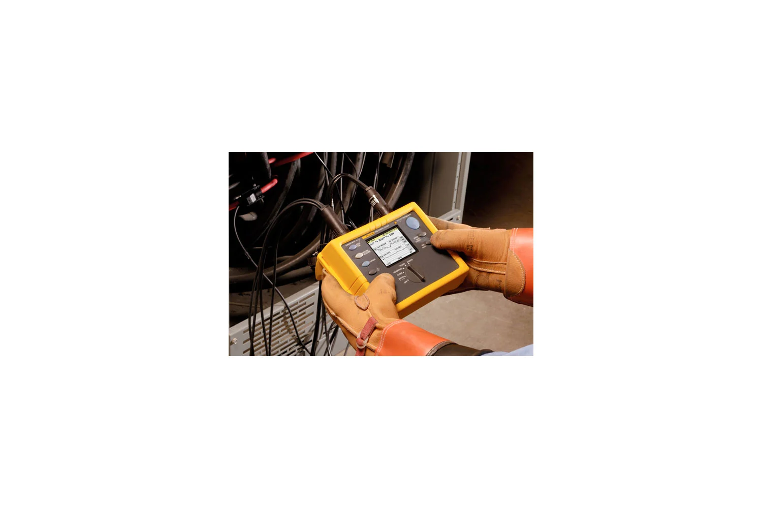 437 Series II 400 Hz Power Quality Monitor and Energy Analyzer