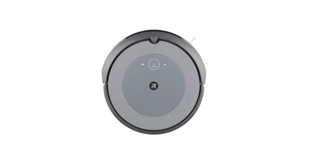 How does the cleaning performance of the Roomba® i3 Robot Vacuum compare to other iRobot models